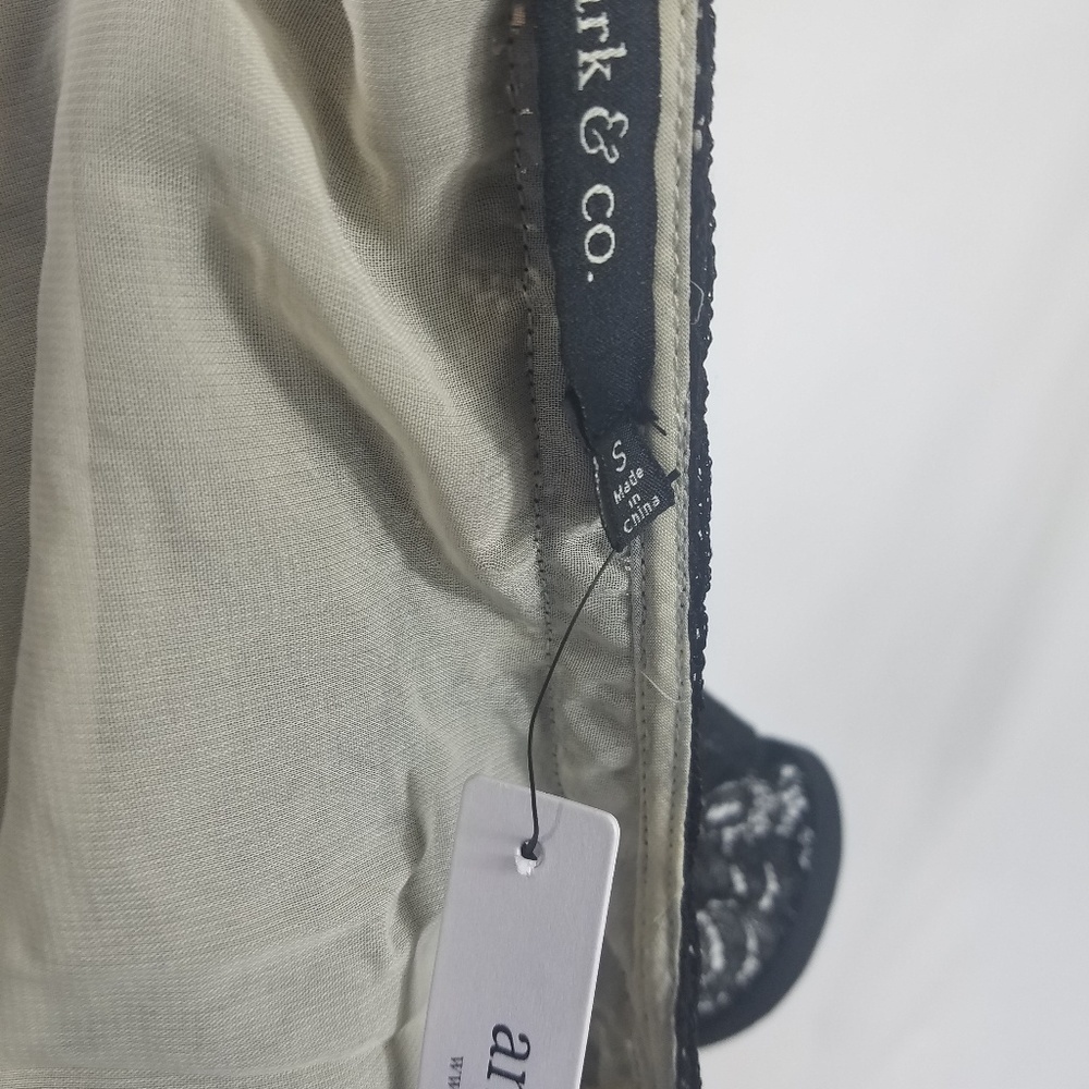 Ark & Co lace top/ dress - Picture 6 of 6